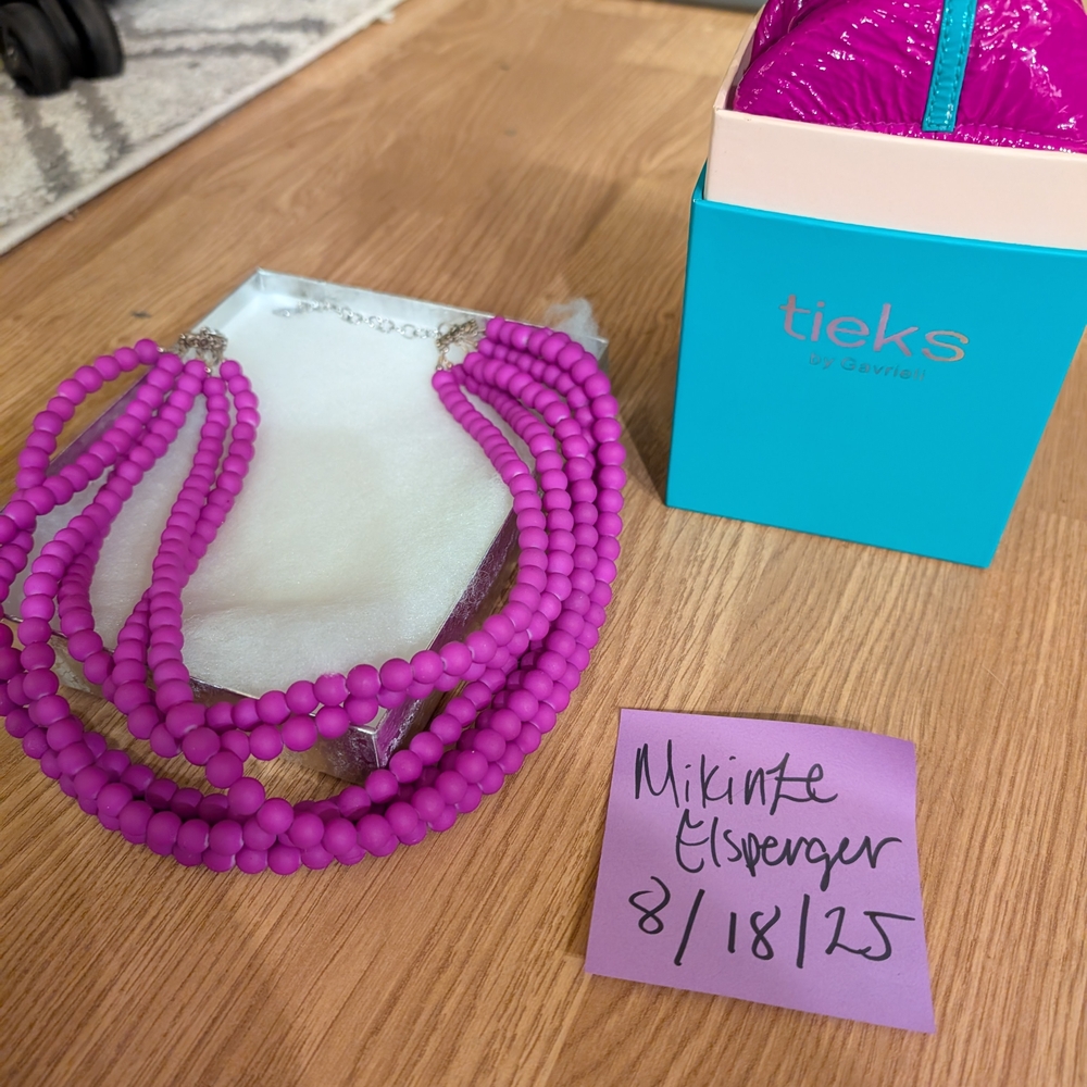 Tieks Fuchsia Ballet Flats